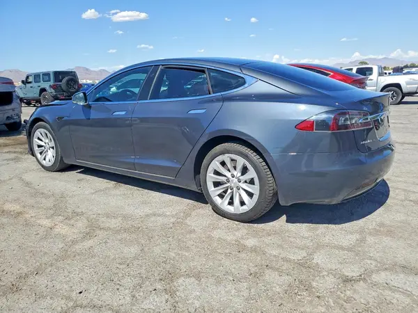 5YJSA1E29HF215041 2017 TESLA MODEL S - Image 2