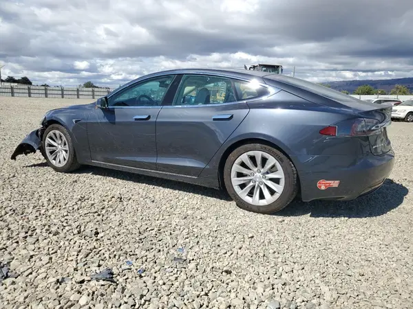 5YJSA1E29HF230526 2017 TESLA MODEL S - Image 2