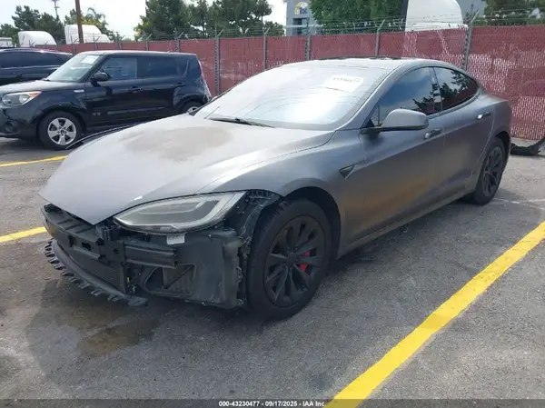 5YJSA1E29JF237868 2018 TESLA MODEL S - Image 2
