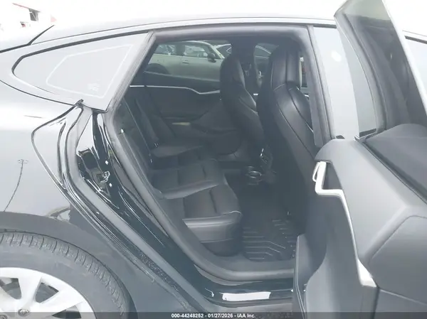 5YJSA1E29JF241516 2018 TESLA MODEL S - Image 8