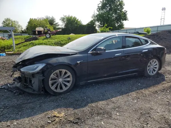 5YJSA1E29JF244674 2018 TESLA MODEL S - Image 1
