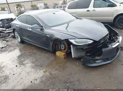 5YJSA1E29JF244870 2018 TESLA MODEL S