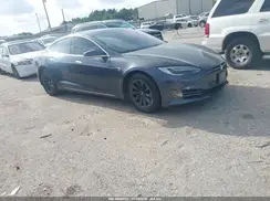 5YJSA1E29JF245288 2018 TESLA MODEL S