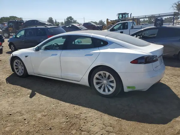 5YJSA1E29JF253598 2018 TESLA MODEL S - Image 2