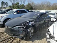 5YJSA1E29JF261426 2018 TESLA MODEL S