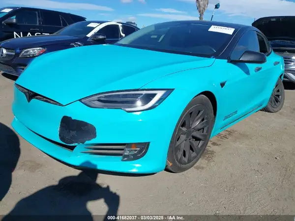 5YJSA1E29JF263418 2018 TESLA MODEL S - Image 2