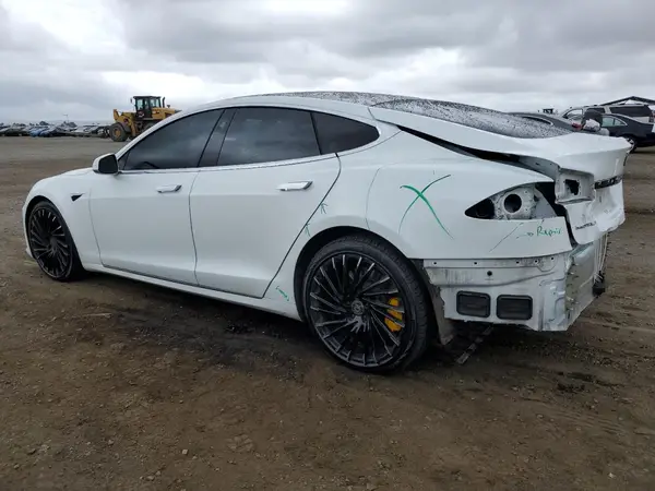 5YJSA1E29JF265637 2018 TESLA MODEL S - Image 2