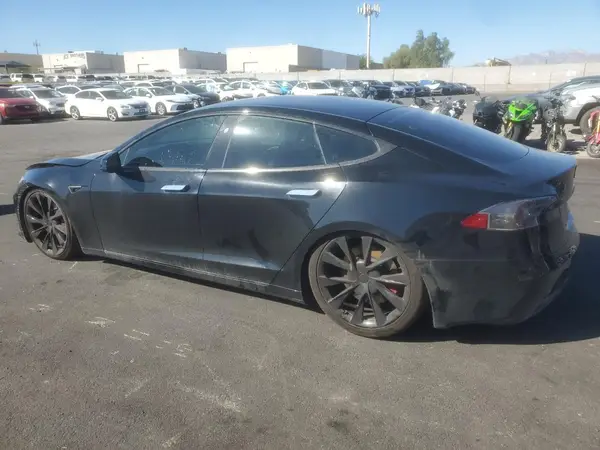 5YJSA1E29JF265900 2018 TESLA MODEL S - Image 2