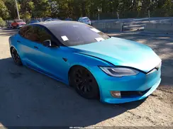 5YJSA1E29JF266769 2018 TESLA MODEL S