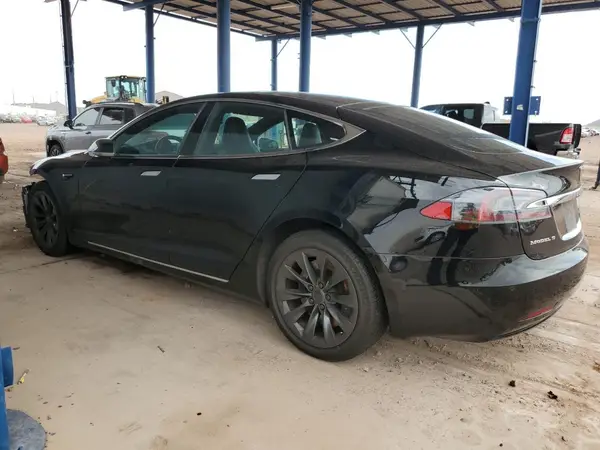 5YJSA1E29JF268845 2018 TESLA MODEL S - Image 2