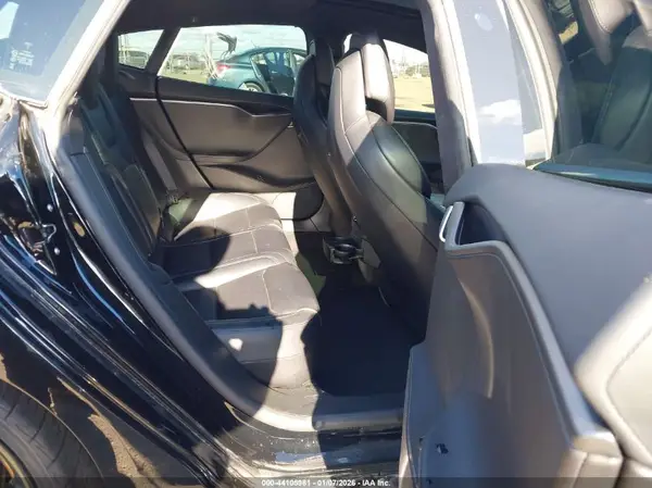 5YJSA1E29JF271597 2018 TESLA MODEL S - Image 8