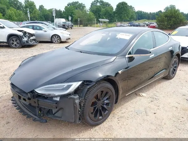 5YJSA1E29JF280977 2018 TESLA MODEL S - Image 2