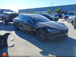5YJSA1E29JF281563 2018 TESLA MODEL S