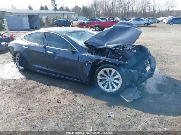 5YJSA1E29JF284754 2018 TESLA MODEL S - Image 1