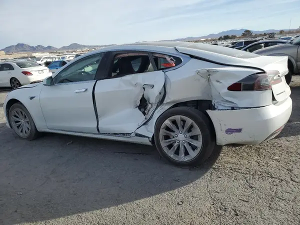 5YJSA1E29JF297553 2018 TESLA MODEL S - Image 2