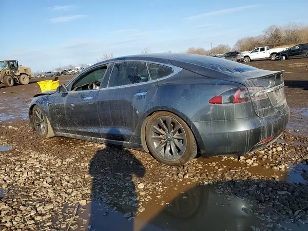 5YJSA1E29KF300579 2019 TESLA MODEL S - Image 2