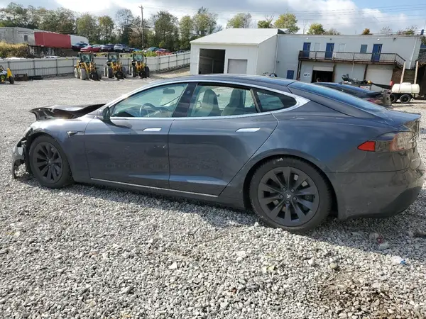5YJSA1E29KF305166 2019 TESLA MODEL S - Image 2