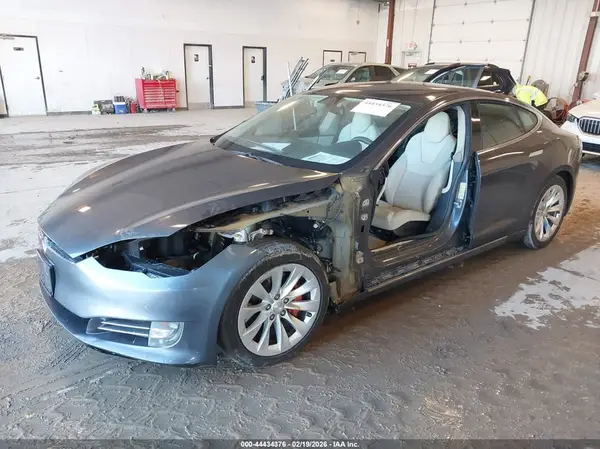 5YJSA1E29KF305927 2019 TESLA MODEL S - Image 2