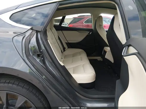 5YJSA1E29KF307273 2019 TESLA MODEL S - Image 8
