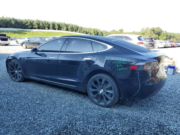 5YJSA1E29KF332495 2019 TESLA MODEL S - Image 2