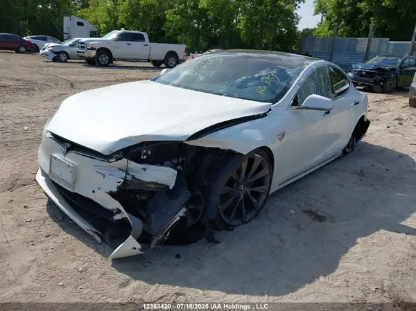 5YJSA1E29KF334229 2019 TESLA MODEL S - Image 2