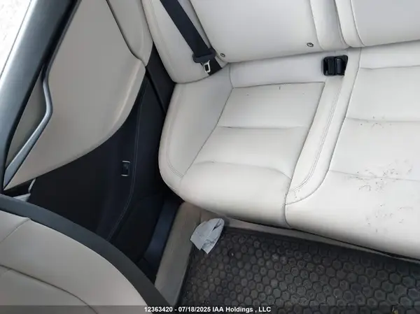 5YJSA1E29KF334229 2019 TESLA MODEL S - Image 8