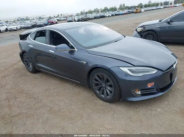 5YJSA1E29LF363957 2020 TESLA MODEL S - Image 1