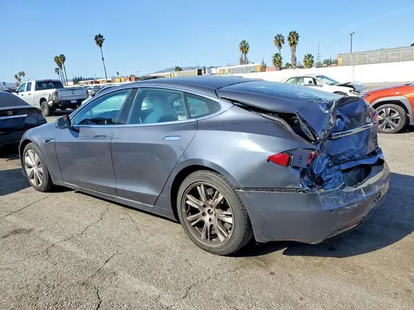5YJSA1E29LF381570 2020 TESLA MODEL S - Image 2