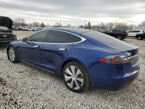 5YJSA1E29LF381892 2020 TESLA MODEL S - Image 2