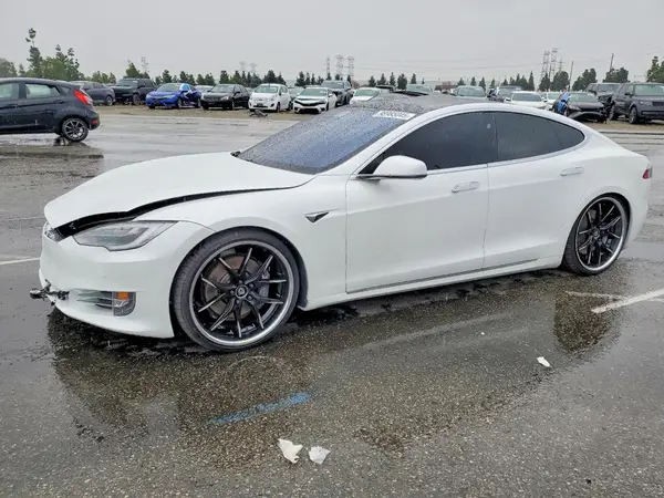 5YJSA1E29MF424712 2021 TESLA MODEL S