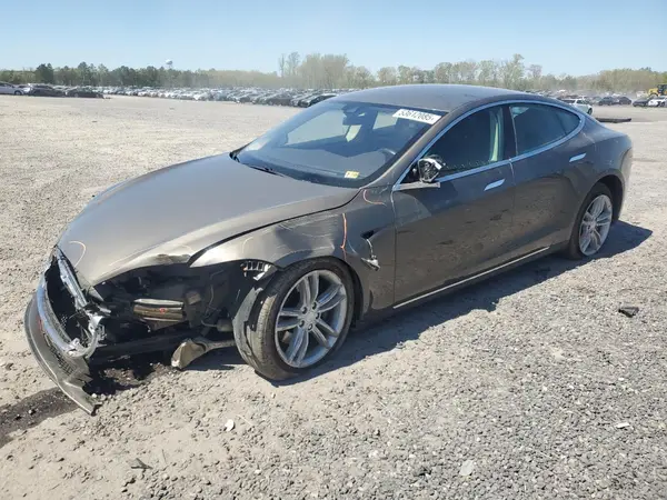 5YJSA1E2XGF121040 2016 TESLA MODEL S - Image 1