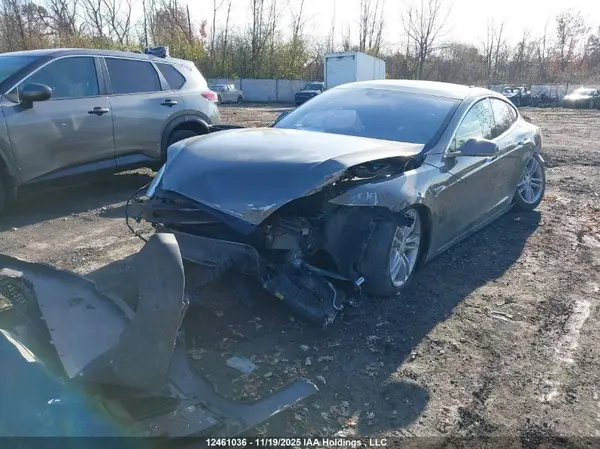 5YJSA1E2XGF127002 2016 TESLA MODEL S - Image 2