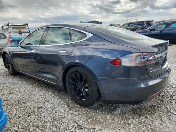 5YJSA1E2XGF133074 2016 TESLA MODEL S - Image 2
