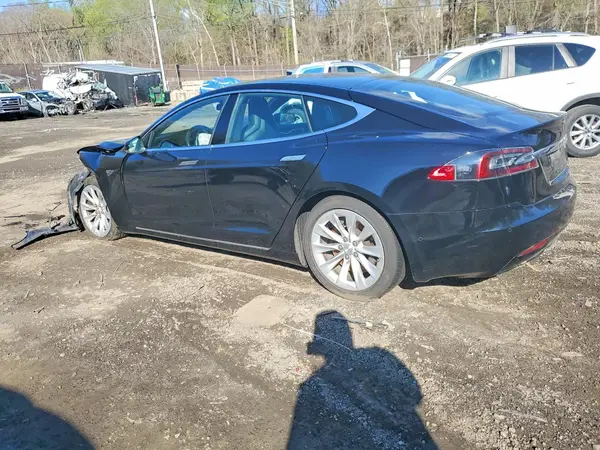 5YJSA1E2XGF144589 2016 TESLA MODEL S - Image 2