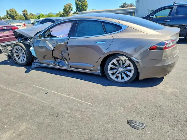 5YJSA1E2XGF149808 2016 TESLA MODEL S - Image 2