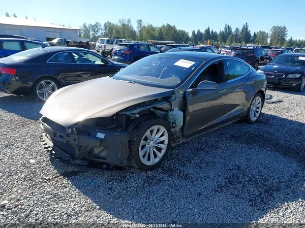 5YJSA1E2XGF152451 2016 TESLA MODEL S - Image 2
