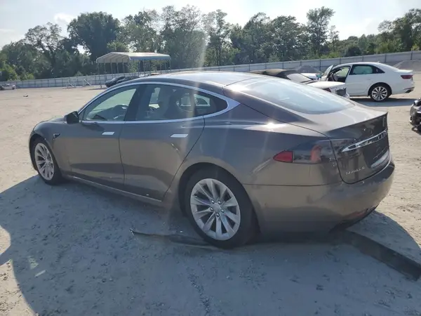 5YJSA1E2XHF173740 2017 TESLA MODEL S - Image 2