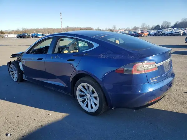 5YJSA1E2XHF184401 2017 TESLA MODEL S - Image 2