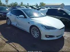 5YJSA1E2XHF187590 2017 TESLA MODEL S