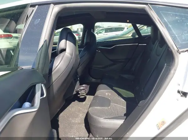 5YJSA1E2XHF187590 2017 TESLA MODEL S - Image 8