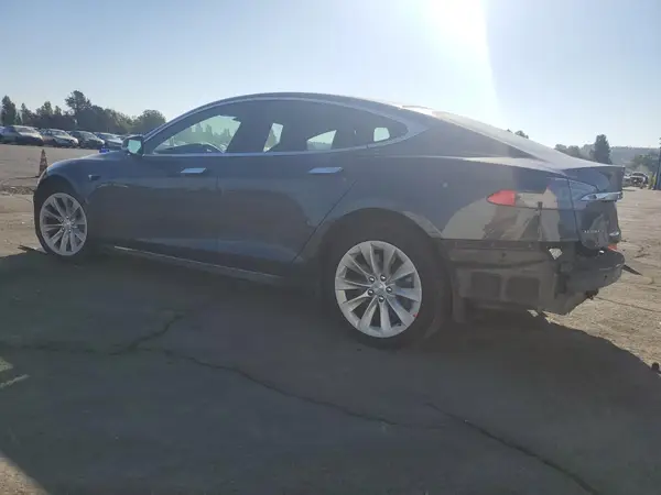 5YJSA1E2XHF187640 2017 TESLA MODEL S - Image 2