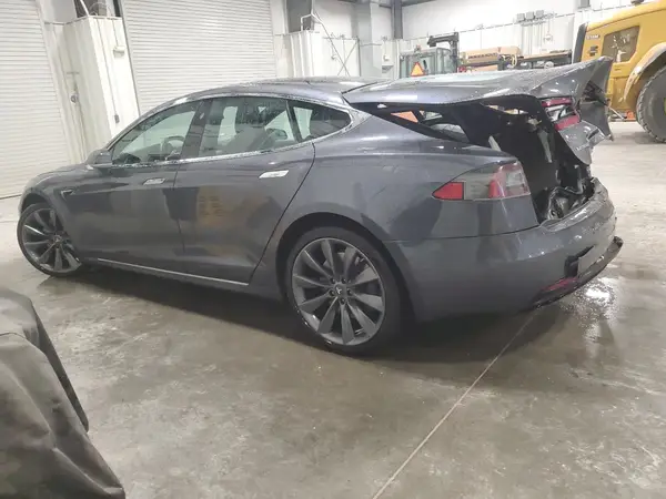 5YJSA1E2XHF189744 2017 TESLA MODEL S - Image 2