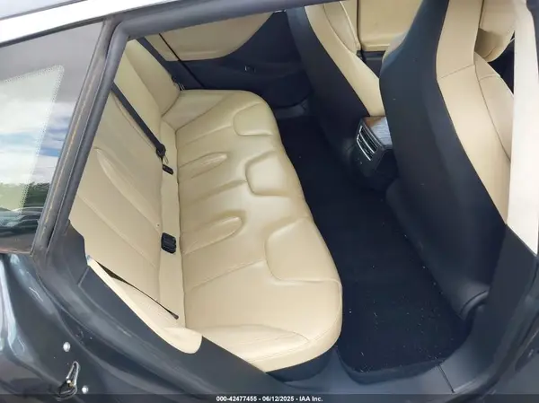 5YJSA1E2XHF190425 2017 TESLA MODEL S - Image 8