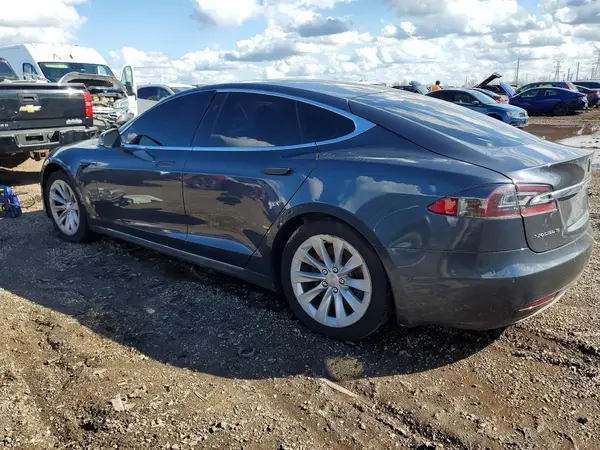 5YJSA1E2XHF190621 2017 TESLA MODEL S - Image 2