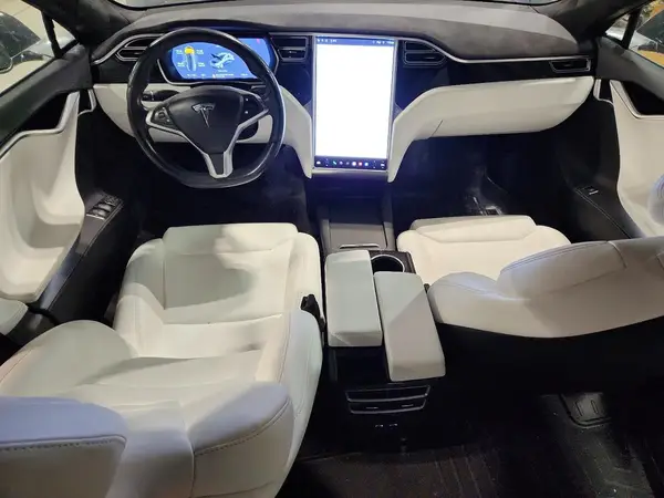 5YJSA1E2XHF190635 2017 TESLA MODEL S - Image 8