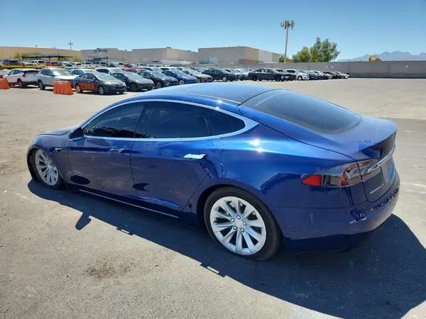 5YJSA1E2XHF190943 2017 TESLA MODEL S - Image 2