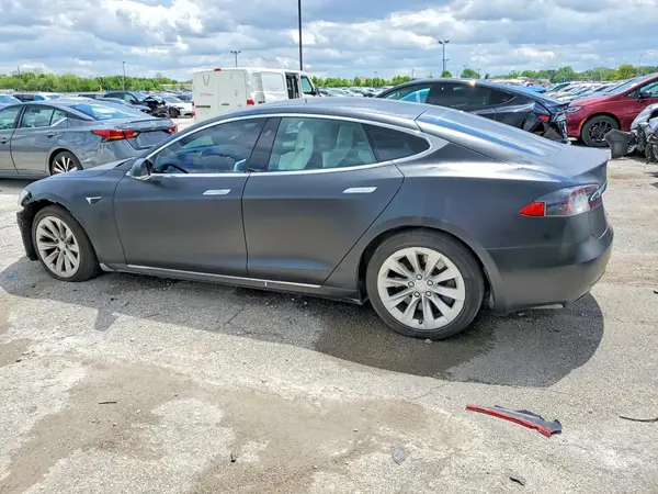 5YJSA1E2XHF193468 2017 TESLA MODEL S - Image 2