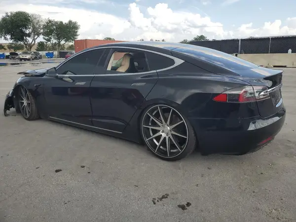 5YJSA1E2XHF194670 2017 TESLA MODEL S - Image 2