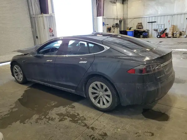 5YJSA1E2XHF197245 2017 TESLA MODEL S - Image 2