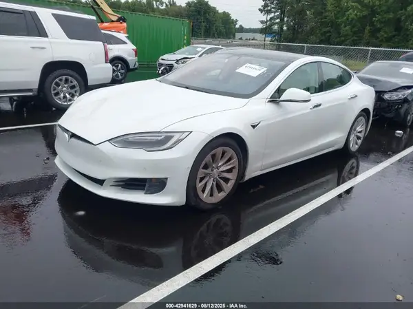 5YJSA1E2XHF199335 2017 TESLA MODEL S - Image 2